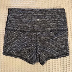 Mixed color Lululemon 2.5” inseam biker shorts